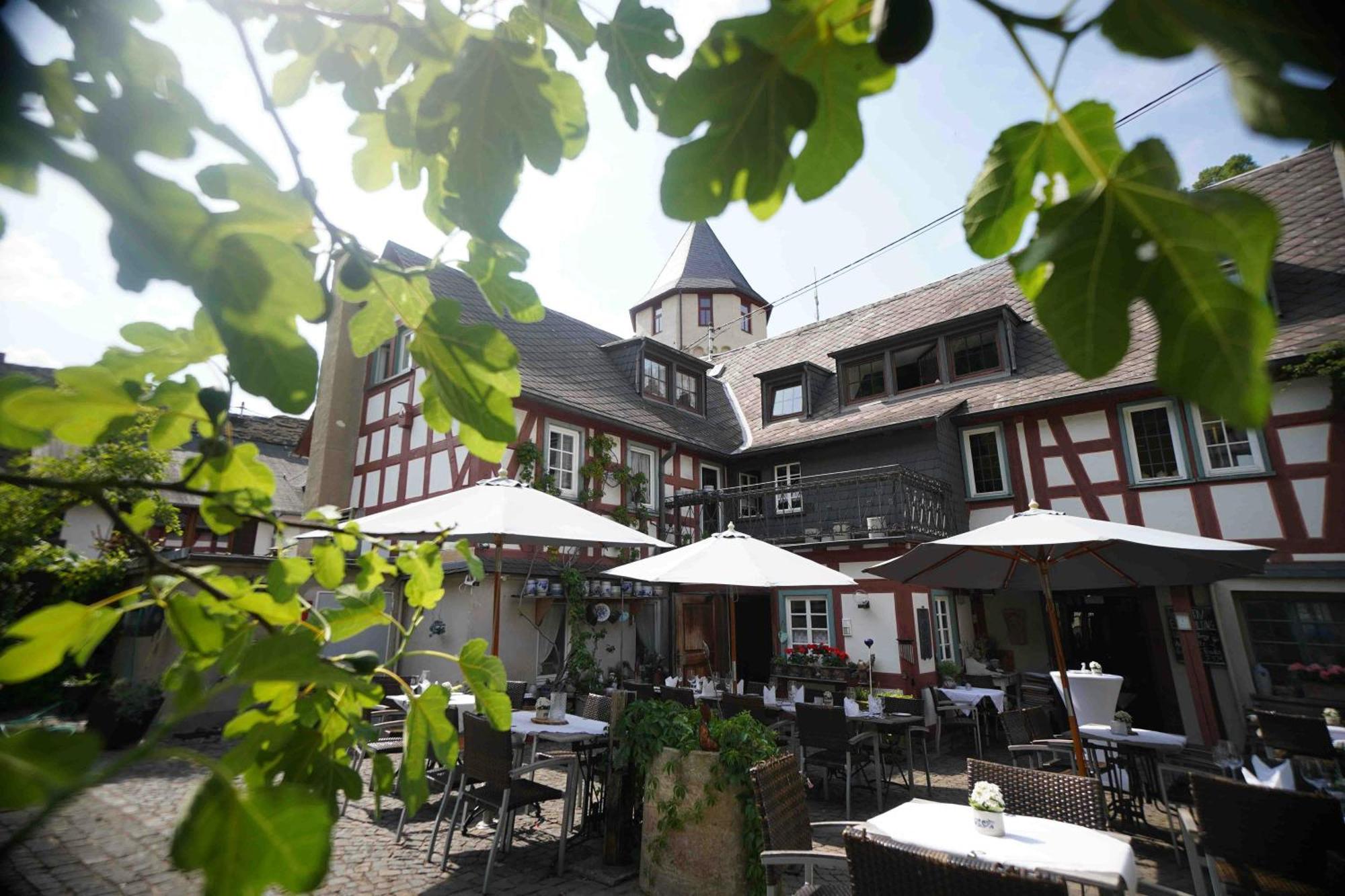 Landgasthof Zum Weissen Schwanen Браубах Экстерьер фото